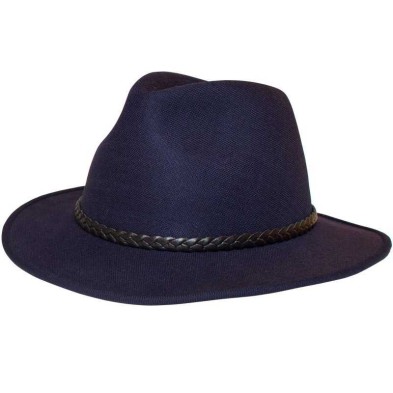 Sombrero de verano con trenza de cuero