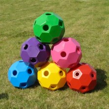 Happy Hay Play bola con agujeros para heno USG