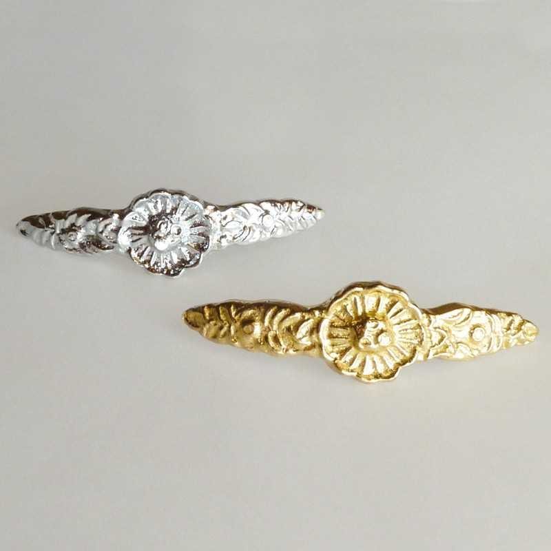 ADORNO PARA FRONTALERA PORTUGUESA (FLOR CORTESÍA)